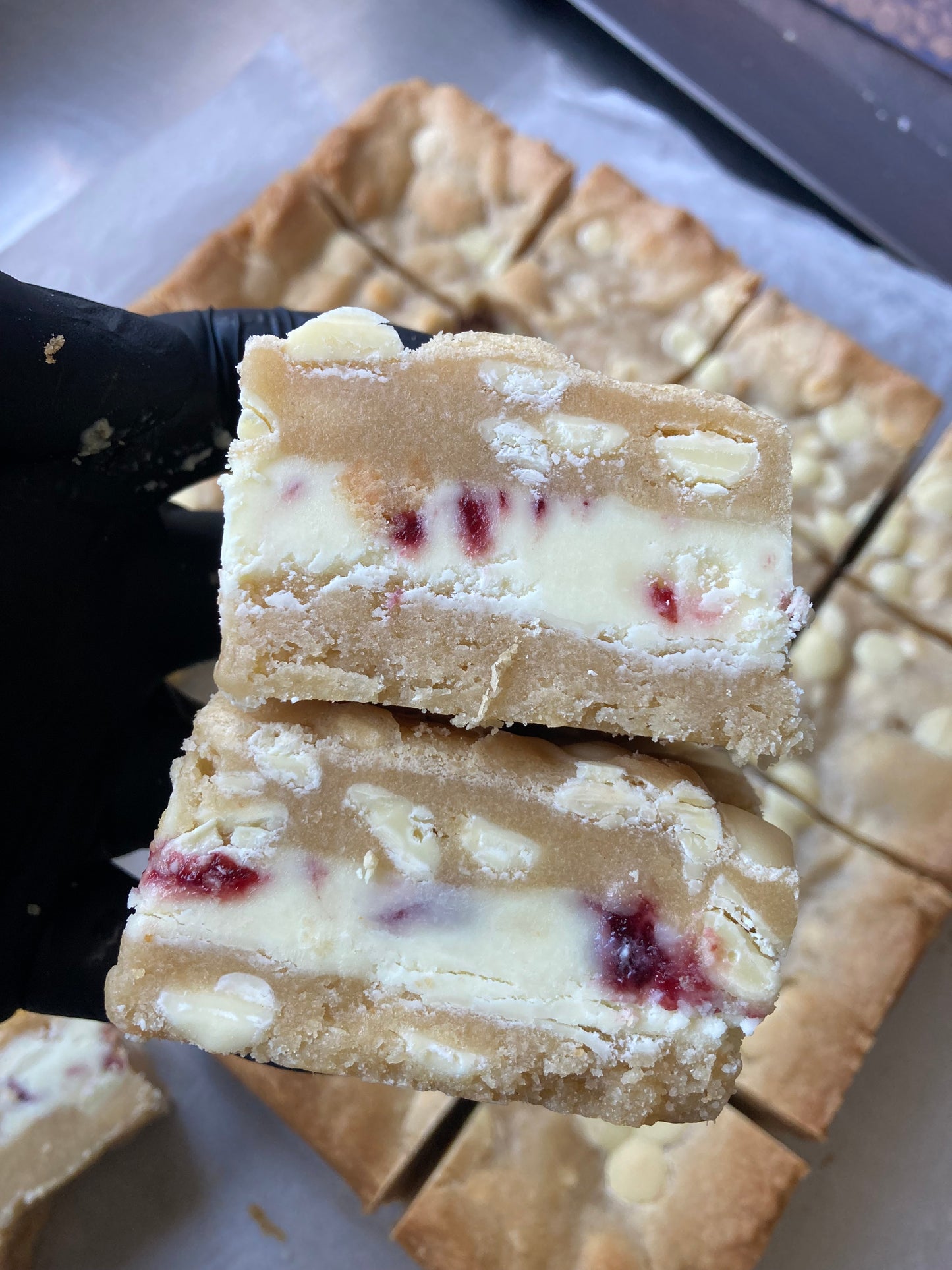 Cherry Bakewell Cookie Slice (V)