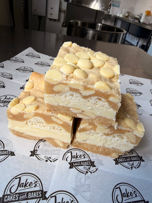 Aero x Milkybar Cookie Slice (V)