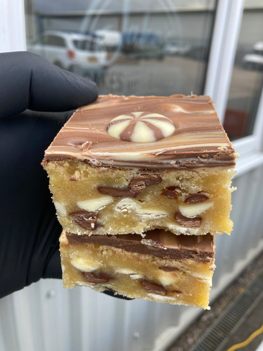Double Chocolate Blondie (V)