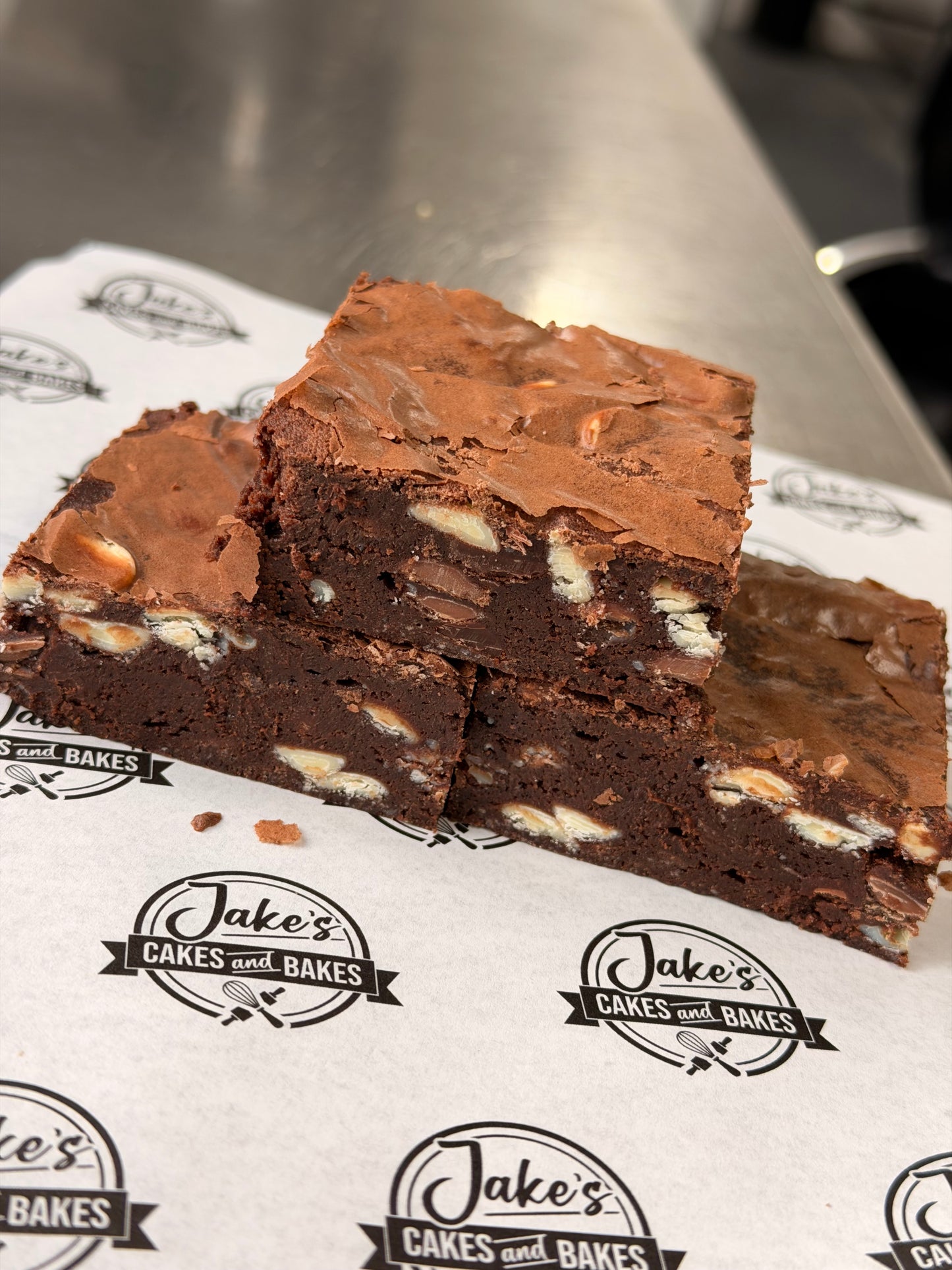 Triple Chocolate Brownie (V)