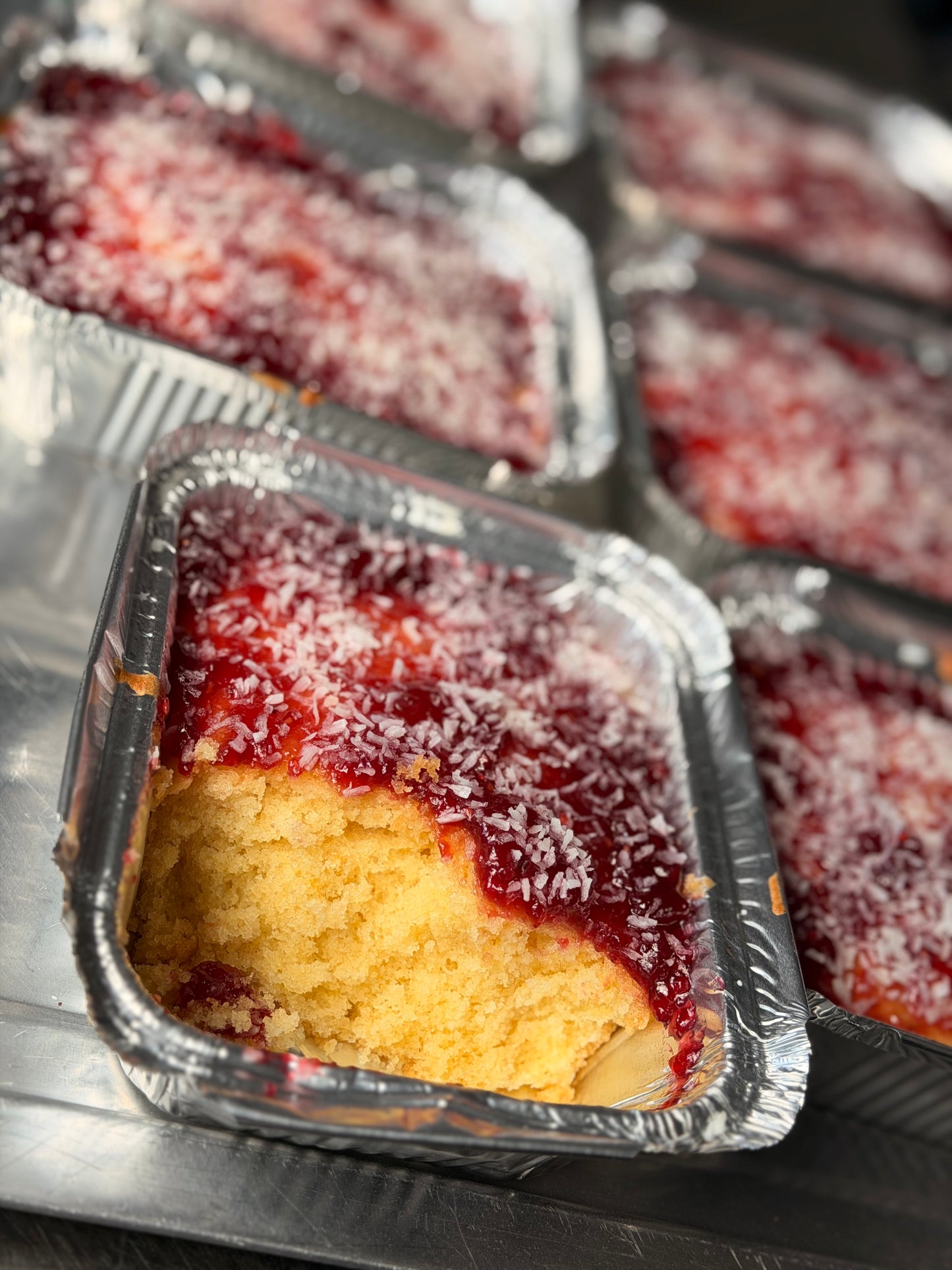 Jam & Coconut Cake Tray (V) (DF)
