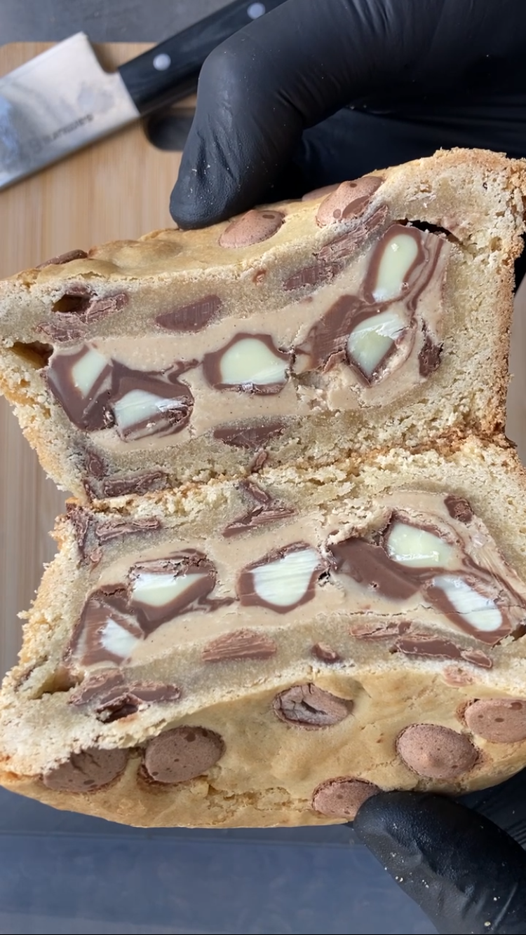 Kinderella Cookie Pie (V)