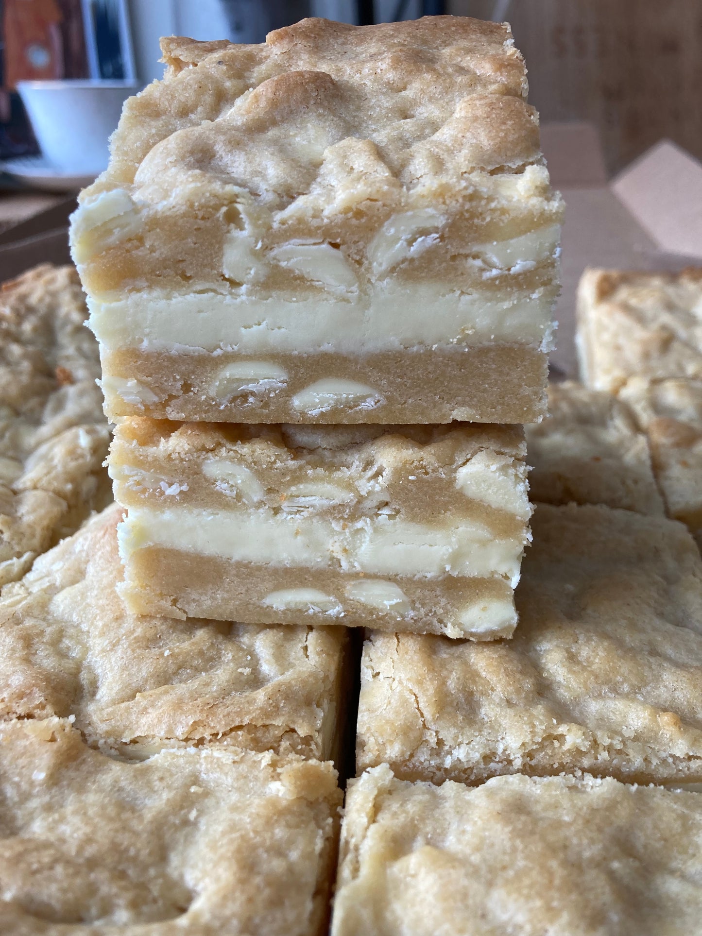 White Chocolate Cookie Slice (V)