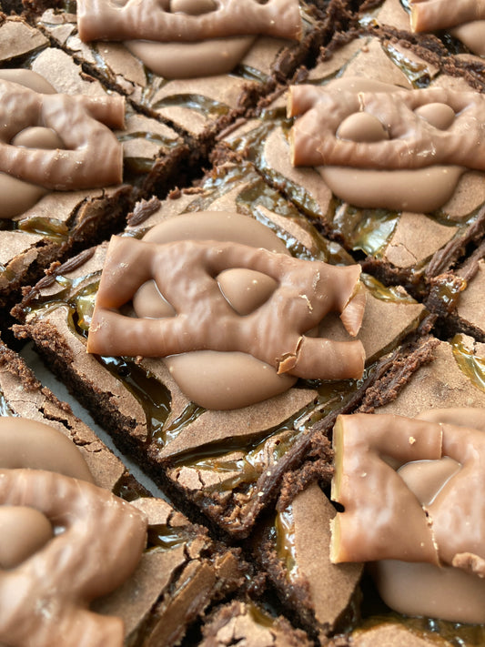 Curly Wurly Brownie (V)