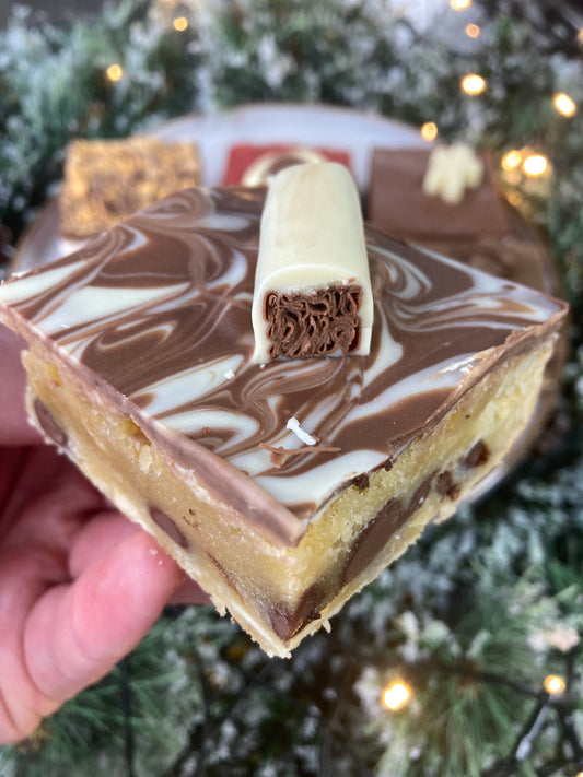 Double Chocolate Blondie (V)