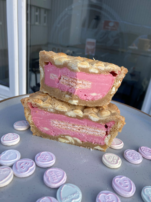 Valentine's Day Cookie Pie (V)